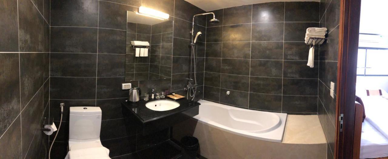 Moc Hoang Hotel Hanoi Kültér fotó